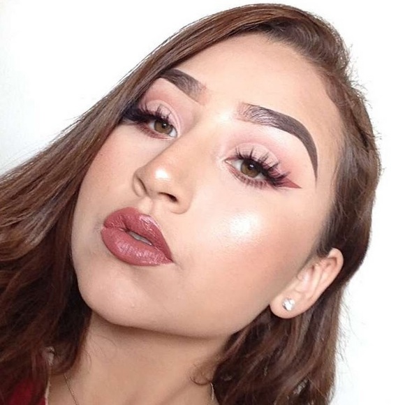 Meet your Posher, Maricruz - Picture 1 of 1